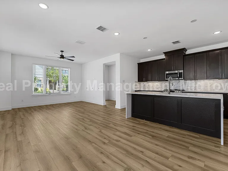 4518 Smokey Quartz Ln — Photo 3