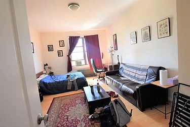 Rented by Clove Realty LLC