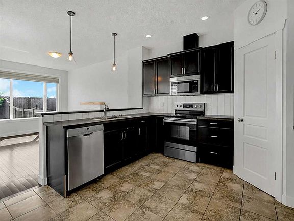 4th image of 14915 W 102a St #1