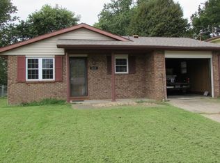 1010 Greensferry Rd, Jackson, MO 63755