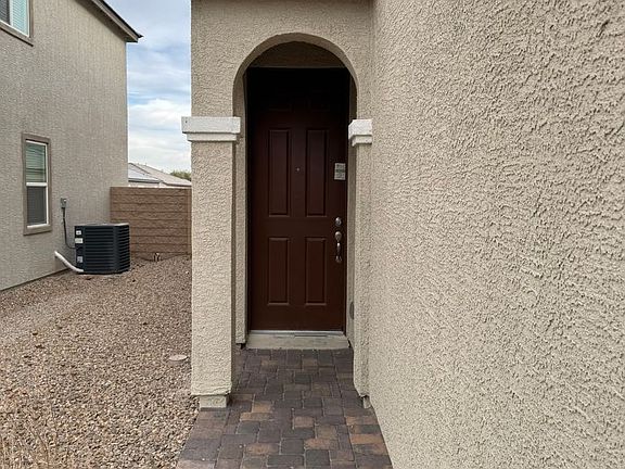 3rd image of 10072 Spelter St