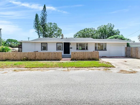 1219 Pine St, Titusville, FL 32796