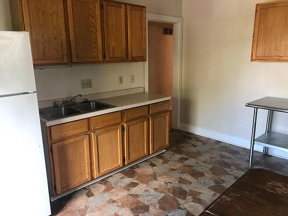 4th image of 317 5th Ave SE