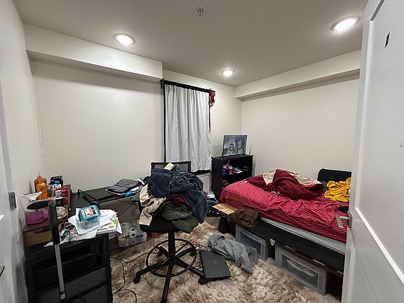 5th image of 1520 N Sydenham St #1A