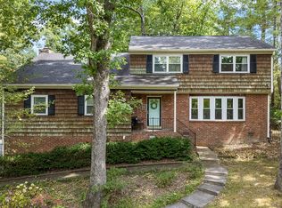 412 Fern Trl, Signal Mountain, TN 37377