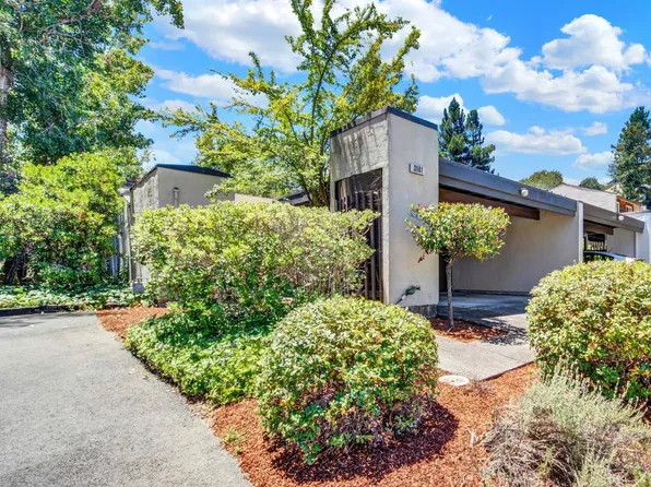 3141 Valley Wood Lane, Napa, CA 94558