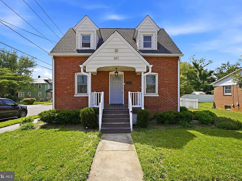 1st image of 601 Gray Ave