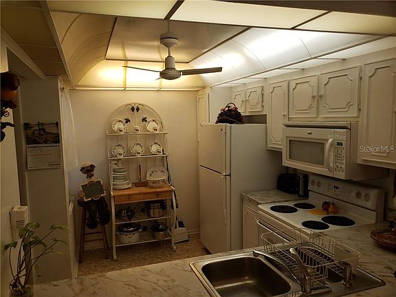 2nd image of 14130 Rosemary Ln APT 3107