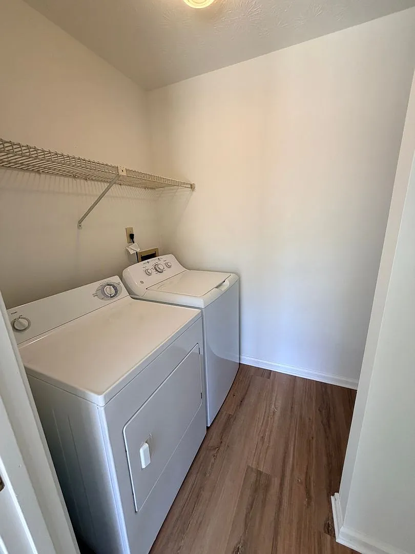 Updated Townhome in Norcross! — Photo 3
