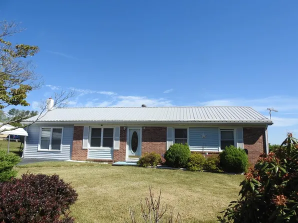 330 Timberline Dr, Galax, VA 24333