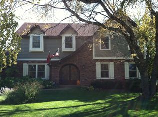 36W687 Oak Rd, St Charles, IL 60175