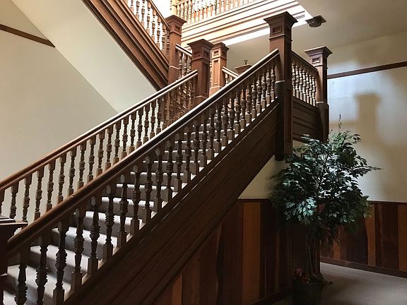 4th image of 309 E St #4e87d2d60