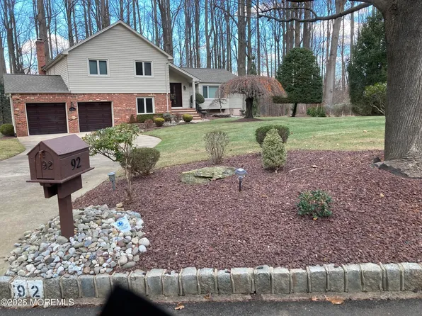 92 Fox Chase Court, Freehold, NJ 07728
