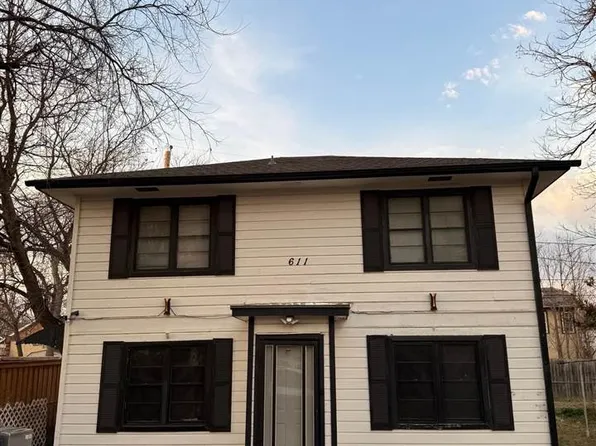 611 NW Columbia Ave, Lawton, OK 73507