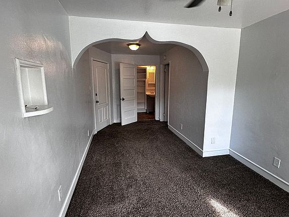 3rd image of 1576 Chestnut St #7