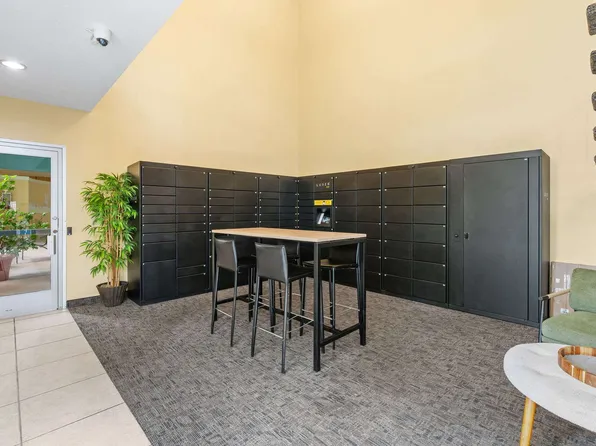 Como Park Apartments