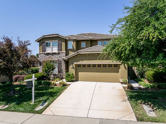 4th image of 4334 Lombardia Way