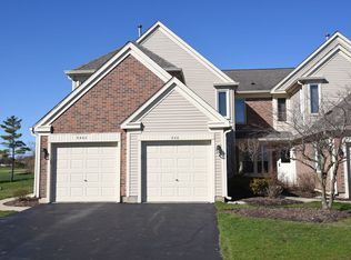 320 University Ln, Elk Grove Village, IL 60007