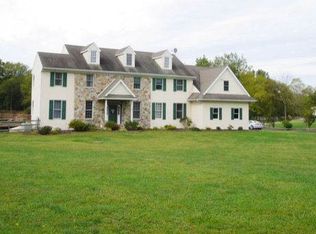 272 Brandywine Dr, West Chester, PA 19382