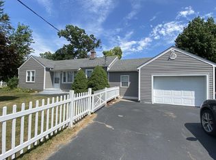 33125 N Ridge Rd, Grayslake, IL 60030