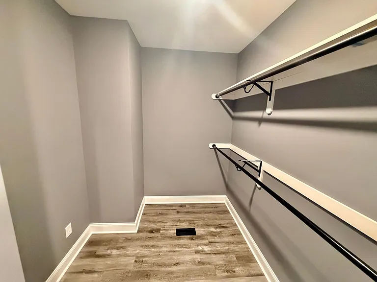 8487 Bend Of The River Rd — Photo 34