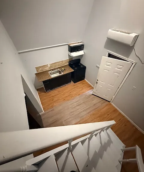 9106 Bertwood St #D — Photo 1