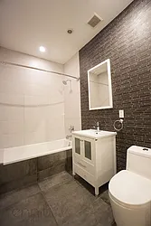 Rented by Rennit Inc.