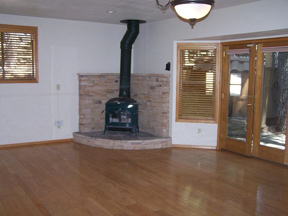 5th image of 8557 Battle Creek Dr