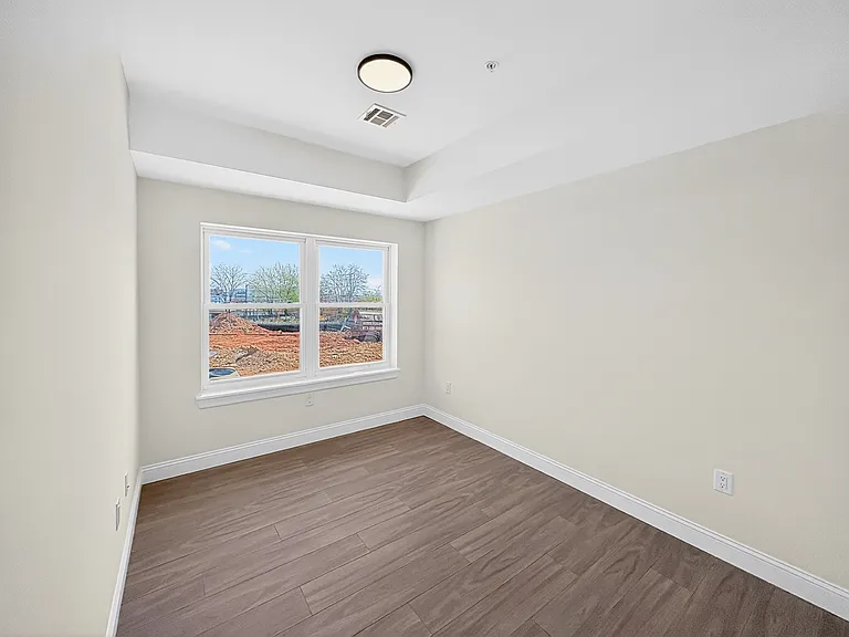 270 Hunterdon St #1 — Photo 10
