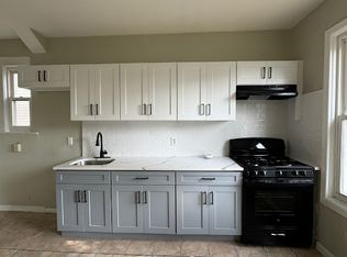 6 Robert Pl FLOOR 2, Irvington, NJ 07111