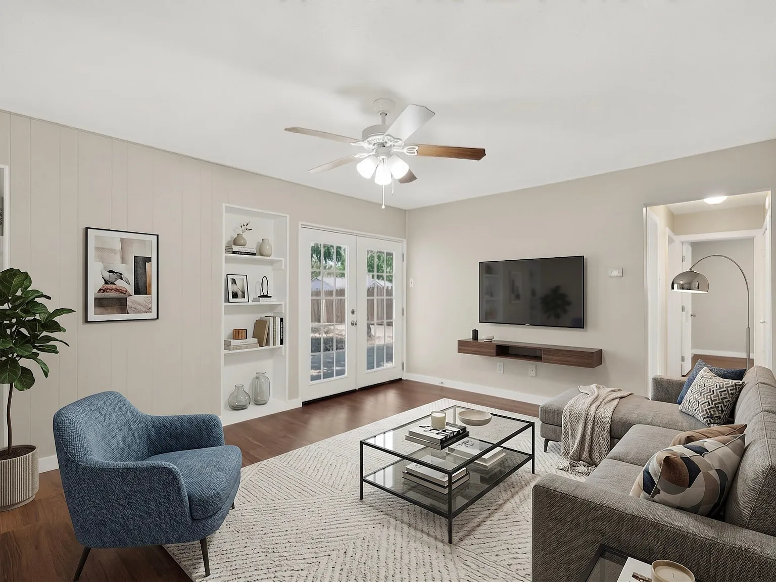 3 bed, 1384 sqft, $2,300 — Photo 3