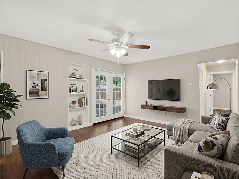 1717 Japonica Ln — Photo 3