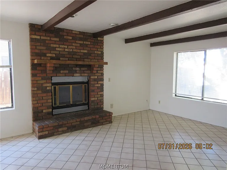 3574 N Wells St — Photo 2