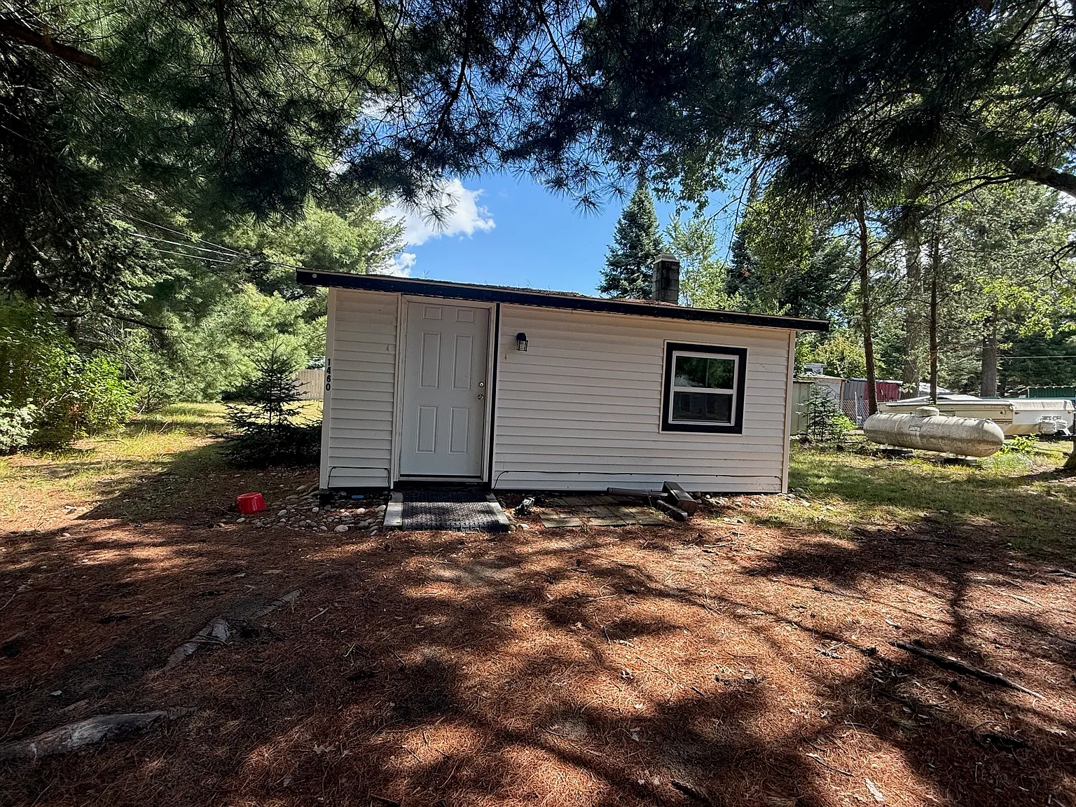 1460 Apache Ln photo 1