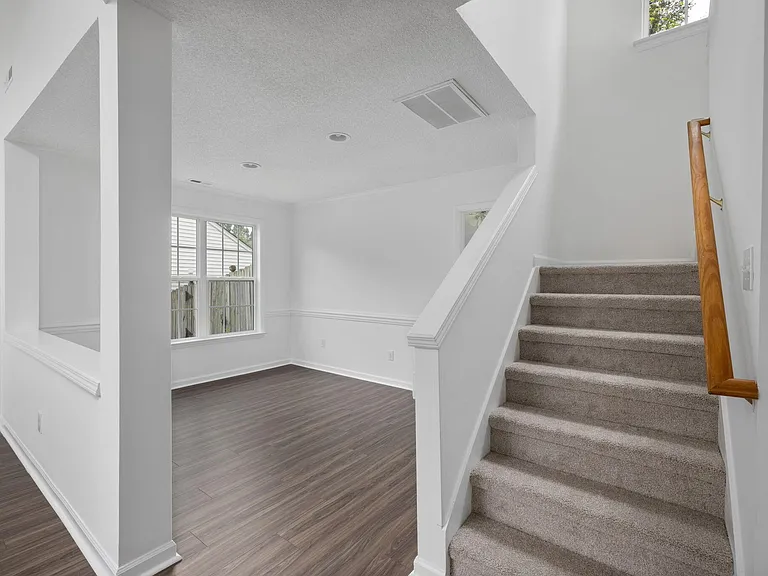 6905 Dawnalia Ct — Photo 22