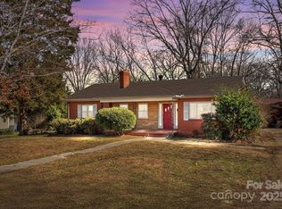 147 W McNeely Ave, Mooresville, NC 28115