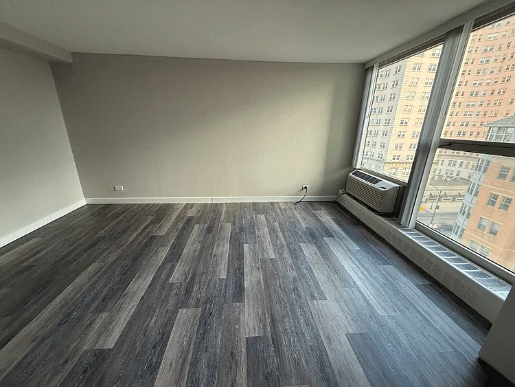 The Bryn - 5600 N Sheridan Rd — Photo 26
