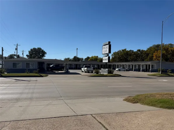 304 E Pancake Blvd, Liberal, KS 67901