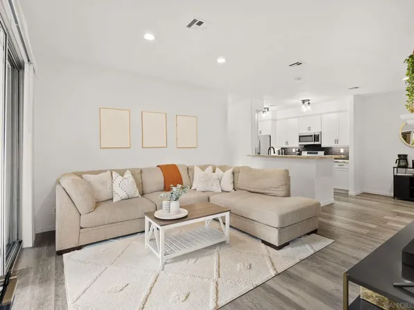 3555 Caminito El Rincon Unit 223, San Diego, CA 92130