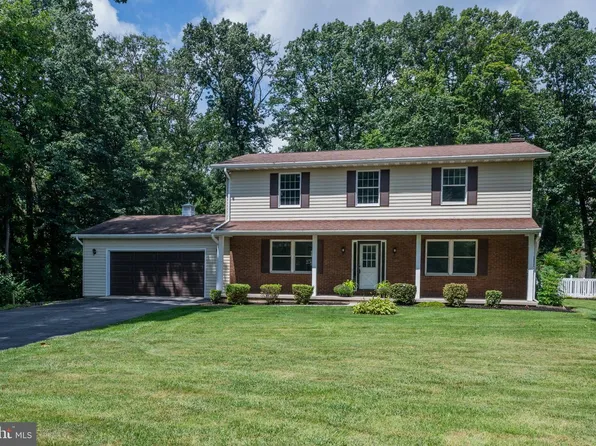 1520 Miller Rd, Westminster, MD 21158