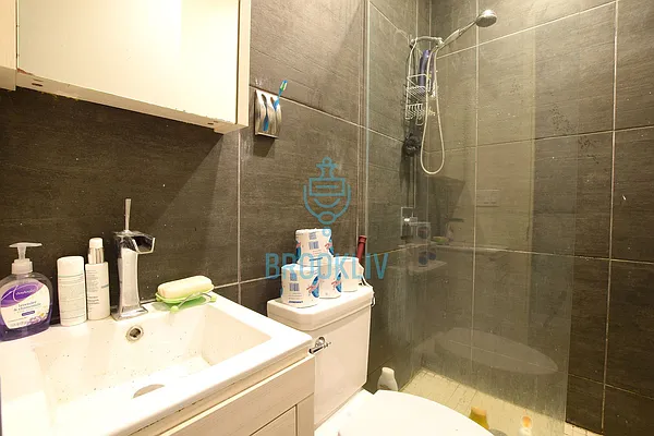 Rented by null | media 42