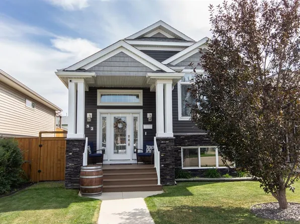 52 N Almond Cres, Blackfalds, AB T4M 0J6
