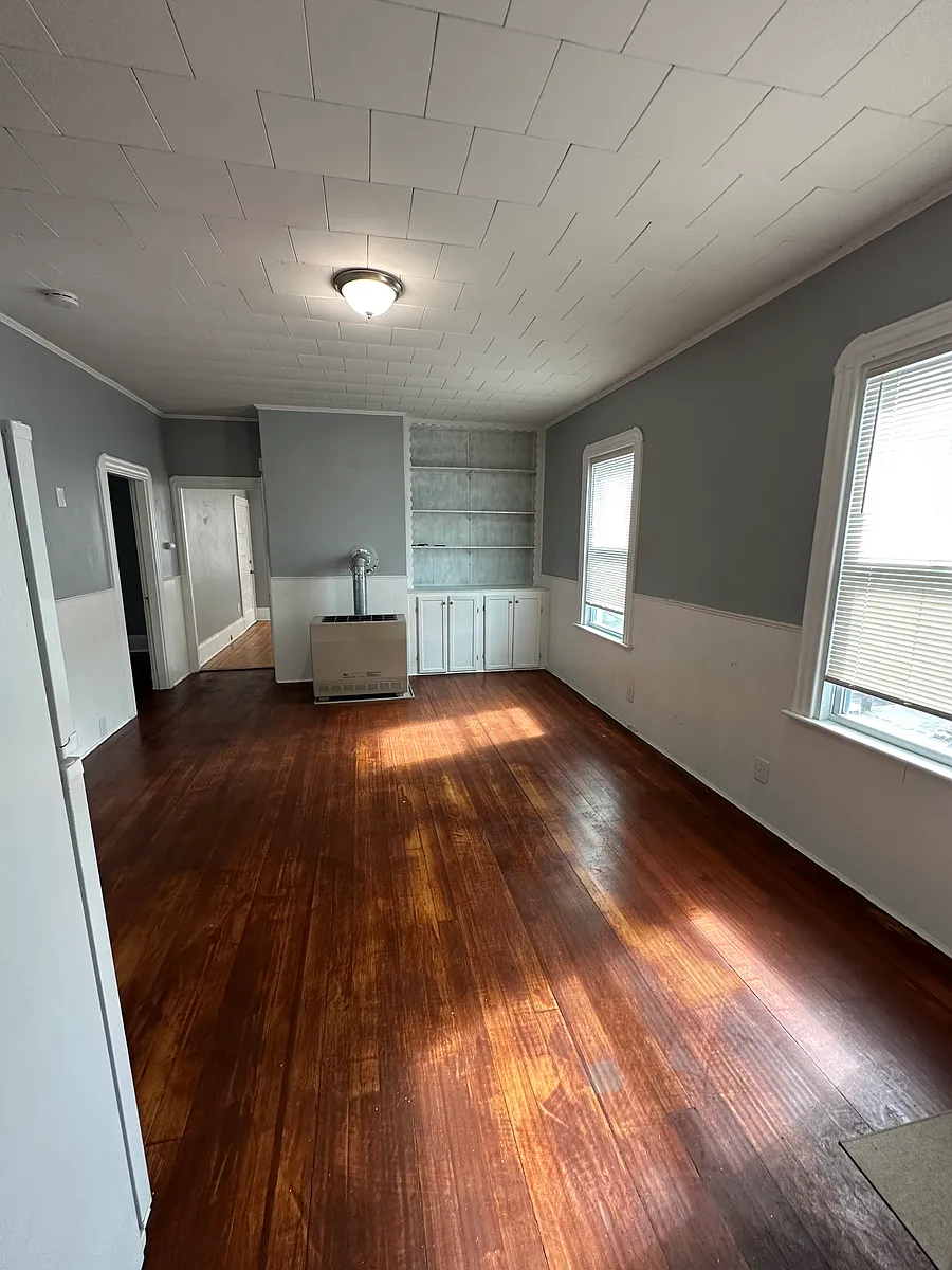 Building Photo - 17 Stapleton St #2