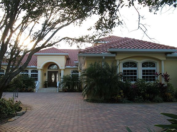 waterfront, 3-car garage