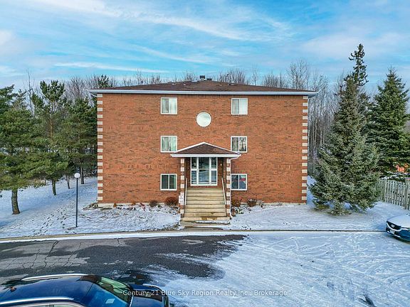 2nd image of 570 Graham Dr #6