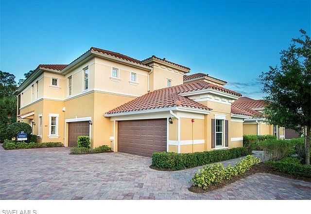 1st image of 10241 Glastonbury Cir #102