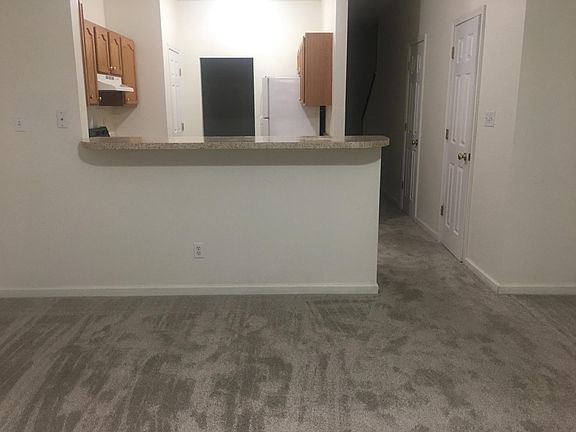 2nd image of 10428 Victoria Dr