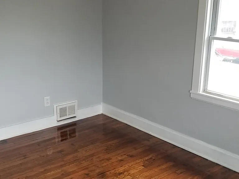 126 Seymour St #126 — Photo 11