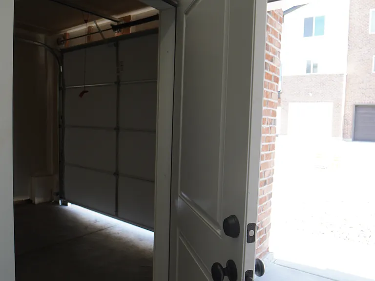 1558 S 150 W — Photo 3