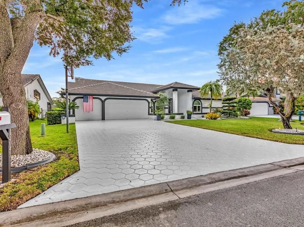 12041 NW 2nd Drive, Coral Springs, FL 33071